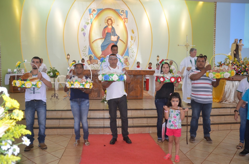 Dom Henrique preside missa em ação de graças a N. Srª do Carmo