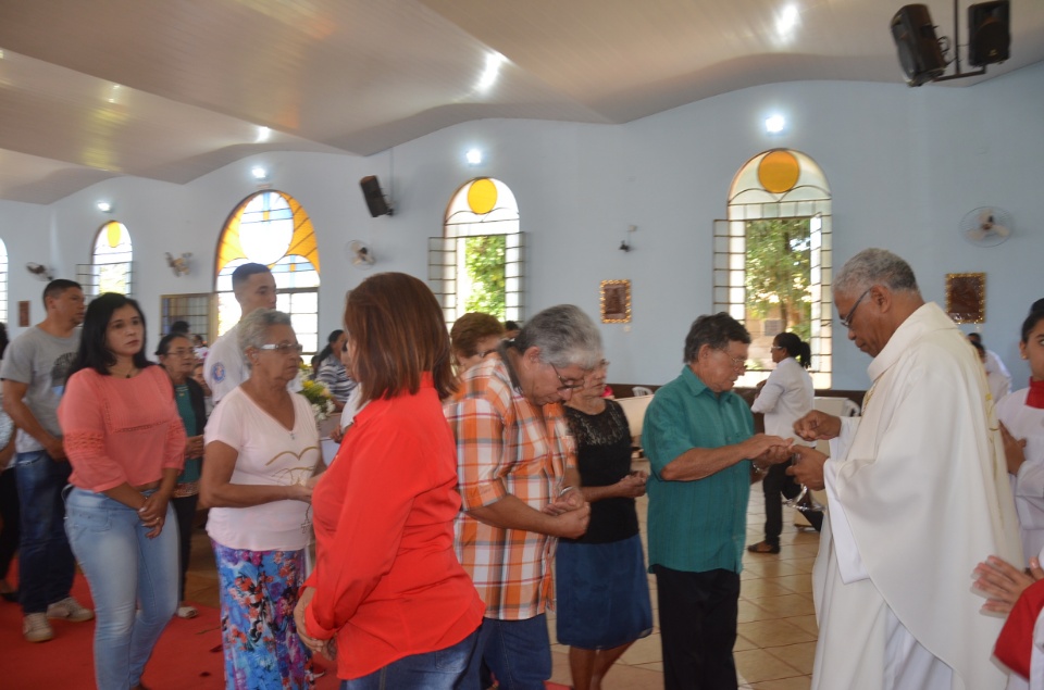 Dom Henrique preside missa em ação de graças a N. Srª do Carmo
