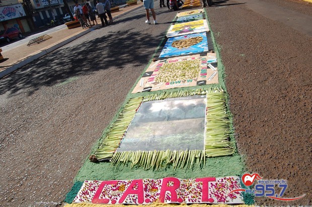 Em Dourados 10 mil católicos celebraram o dia de Corpus Christi
