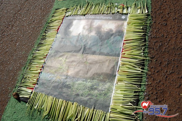 Em Dourados 10 mil católicos celebraram o dia de Corpus Christi