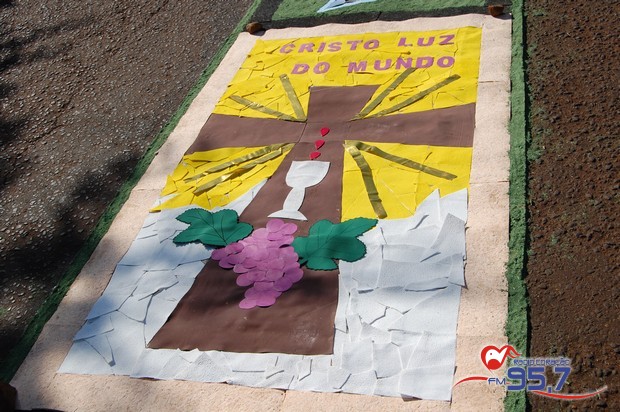 Em Dourados 10 mil católicos celebraram o dia de Corpus Christi