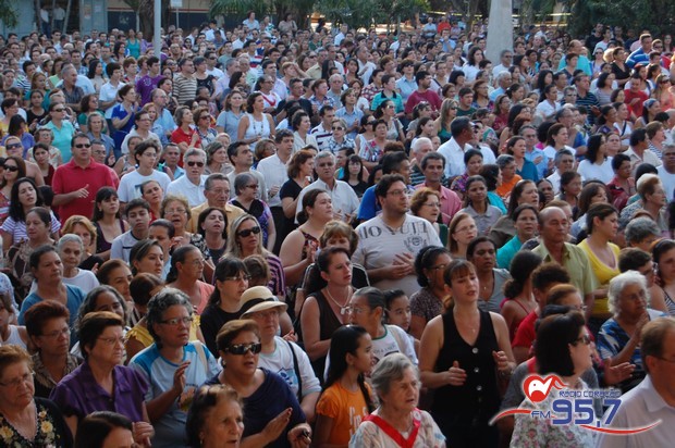 Em Dourados 10 mil católicos celebraram o dia de Corpus Christi