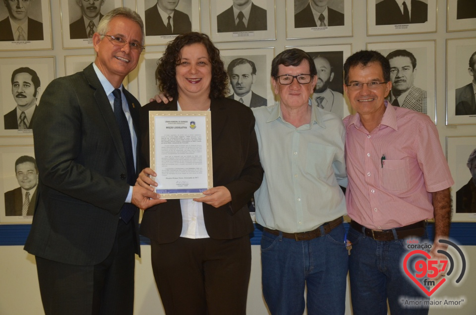 Casal Ozair e Estanislau recebe Moção de Congratulações