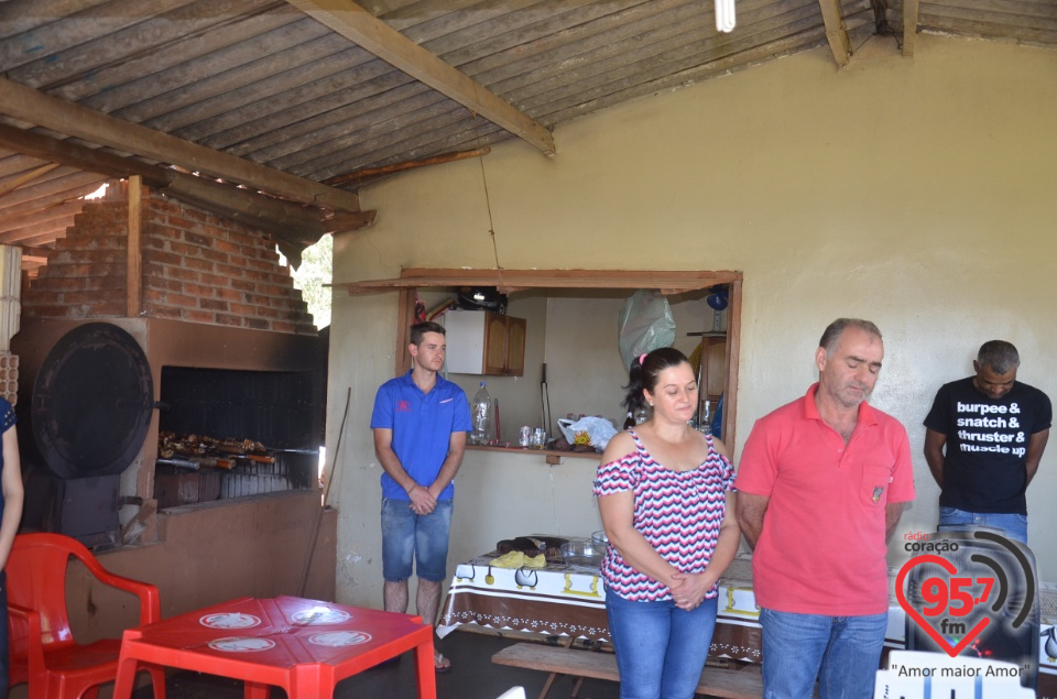 Família de contribuinte recebe funcionários da Rádio Coração para confraternização