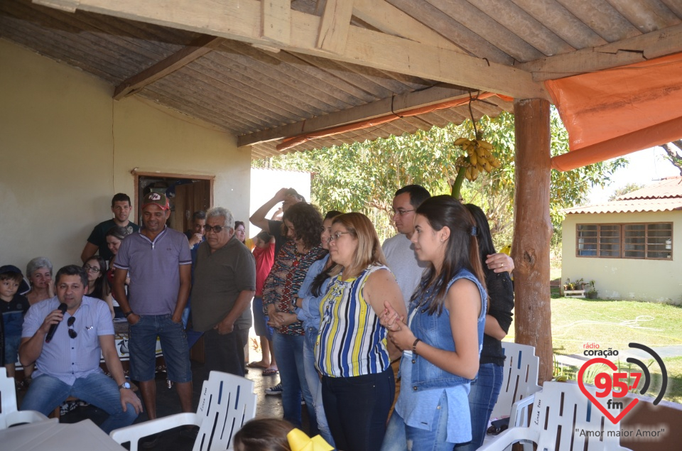 Família de contribuinte recebe funcionários da Rádio Coração para confraternização