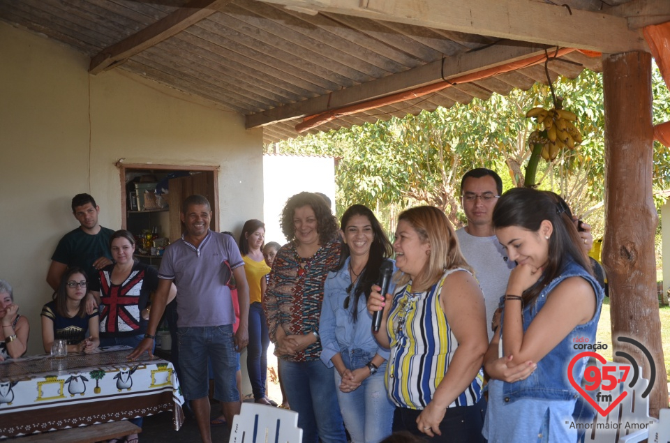 Família de contribuinte recebe funcionários da Rádio Coração para confraternização
