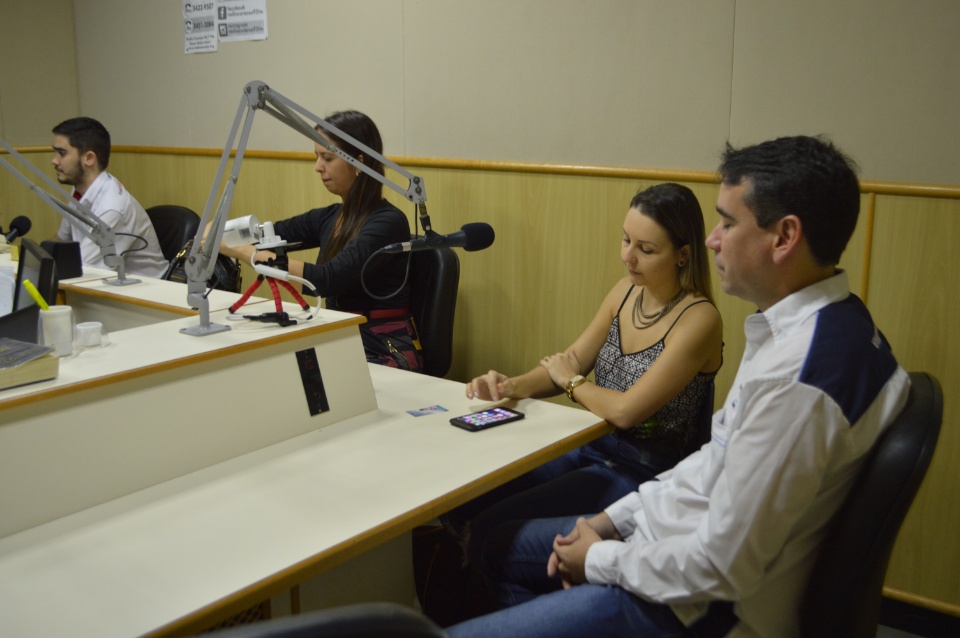 Empresários visitam Rádio Coração FM