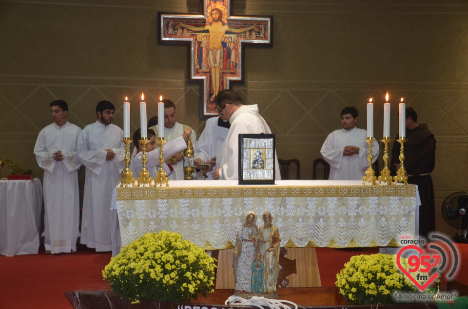 Imagem peregrina de N.Sra. Aparecida na Paróquia São José Operário