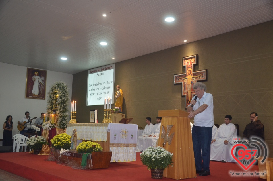 Imagem peregrina de N.Sra. Aparecida na Paróquia São José Operário