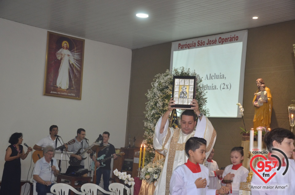 Imagem peregrina de N.Sra. Aparecida na Paróquia São José Operário