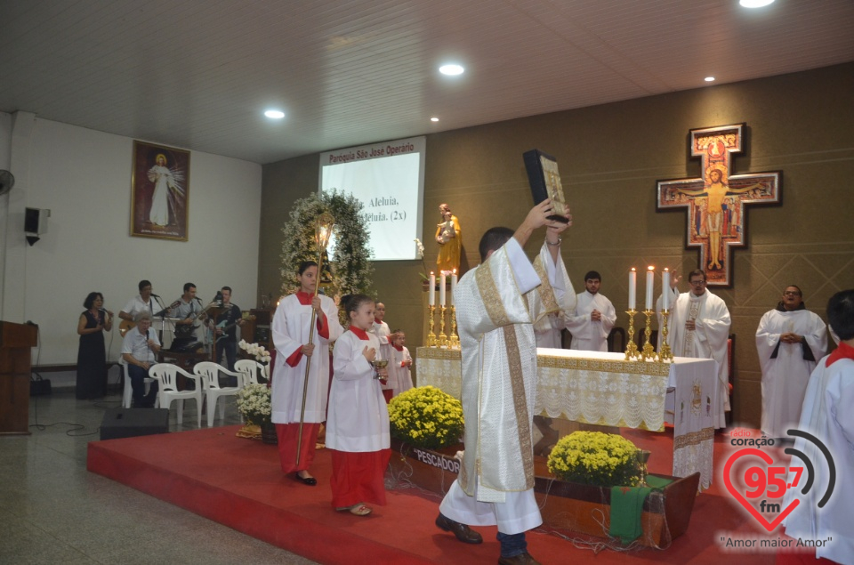 Imagem peregrina de N.Sra. Aparecida na Paróquia São José Operário