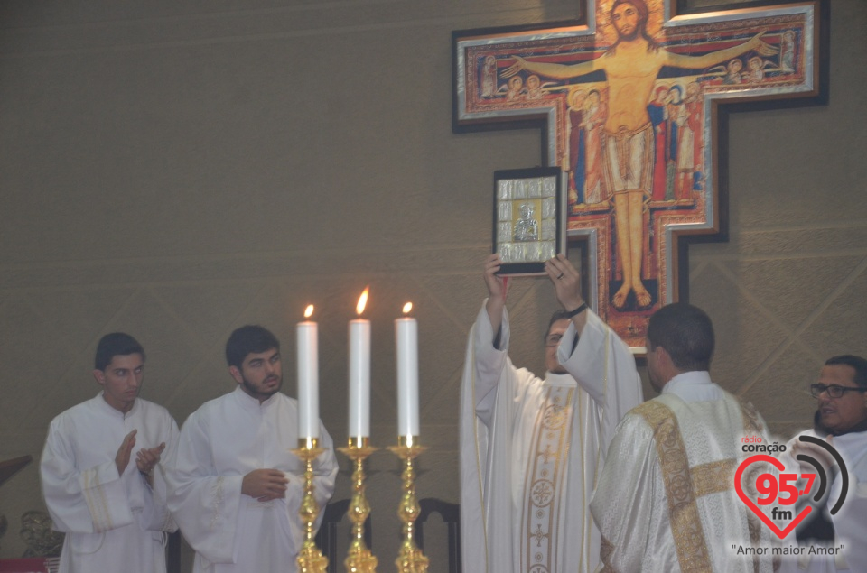 Imagem peregrina de N.Sra. Aparecida na Paróquia São José Operário