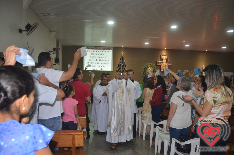 Imagem peregrina de N.Sra. Aparecida na Paróquia São José Operário