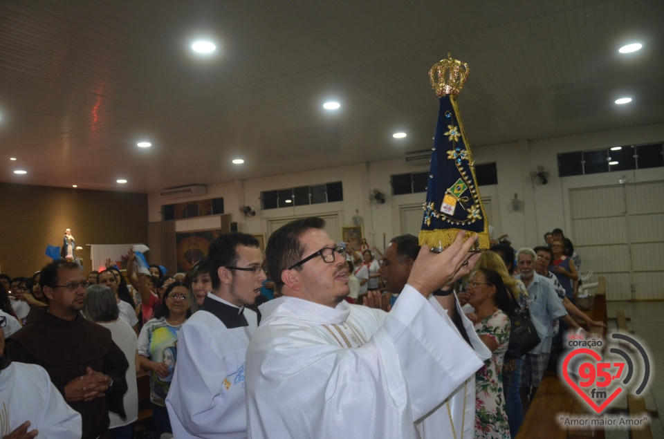 Imagem peregrina de N.Sra. Aparecida na Paróquia São José Operário