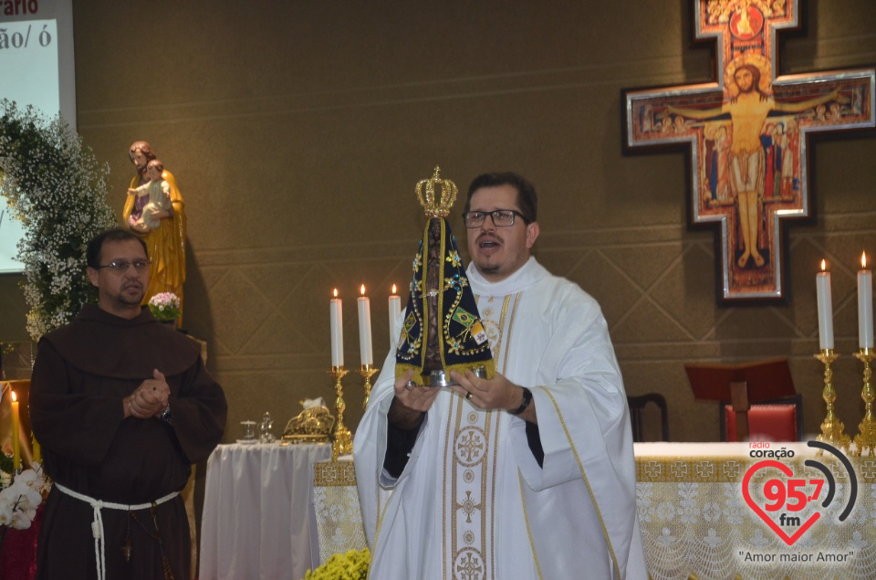 Imagem peregrina de N.Sra. Aparecida na Paróquia São José Operário