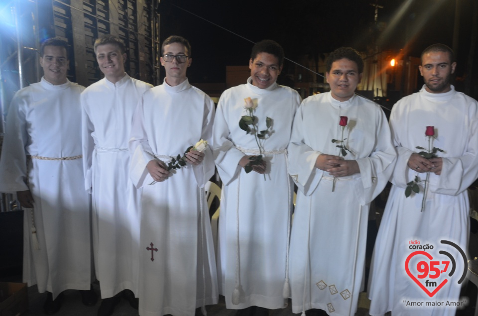Imagem peregrina de N.Sra. Aparecida chega na Paróquia São Carlos