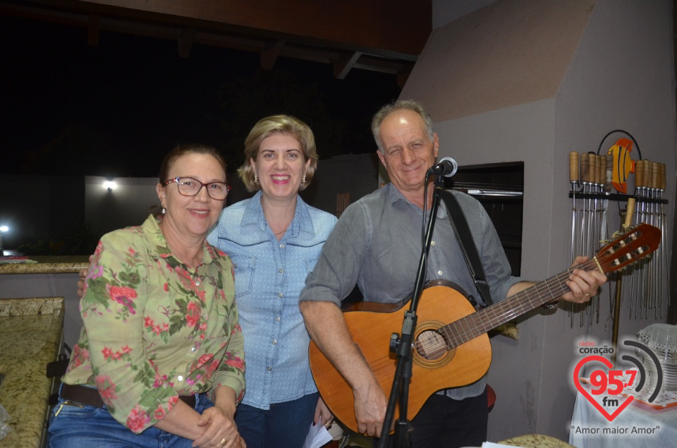 São Francisco de Assis - Paroquianos celebram 1° dia da novena