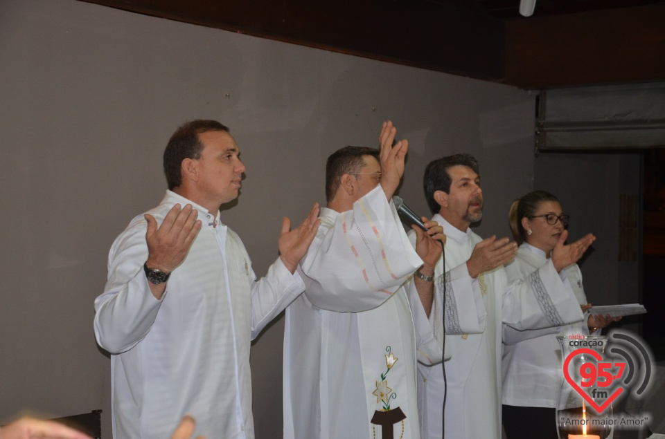 São Francisco de Assis - Paroquianos celebram 1° dia da novena