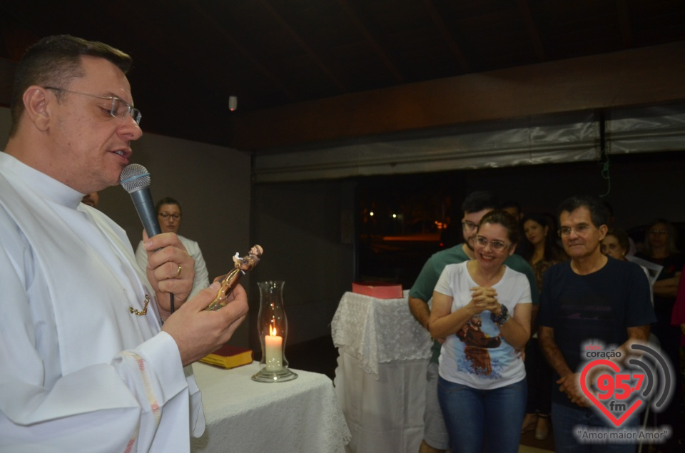 São Francisco de Assis - Paroquianos celebram 1° dia da novena