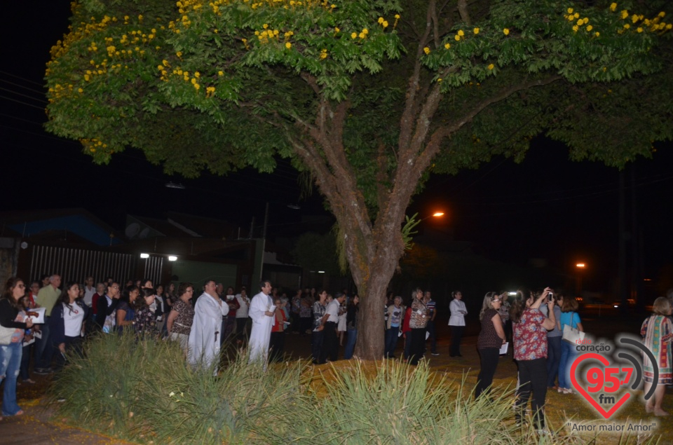 São Francisco de Assis - Paroquianos celebram 1° dia da novena