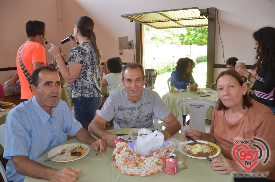Familiares e amigos realizam almoço beneficente para o Sr. Sanches