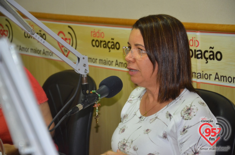 Rádio Coração lança no 'Outubro Rosa' o quadro 'Entre Laços'