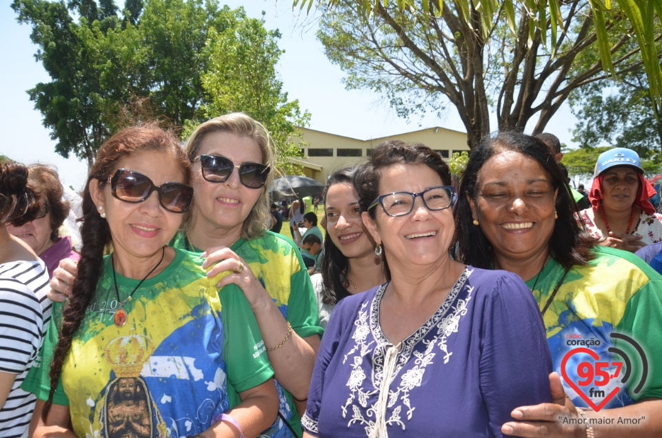 Romaria de N.Sra. Aparecida leva multidão ao Santuário da Vila São Pedro