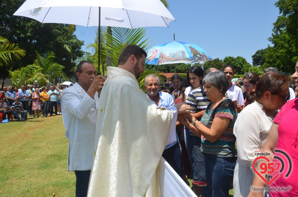 Romaria de N.Sra. Aparecida leva multidão ao Santuário da Vila São Pedro