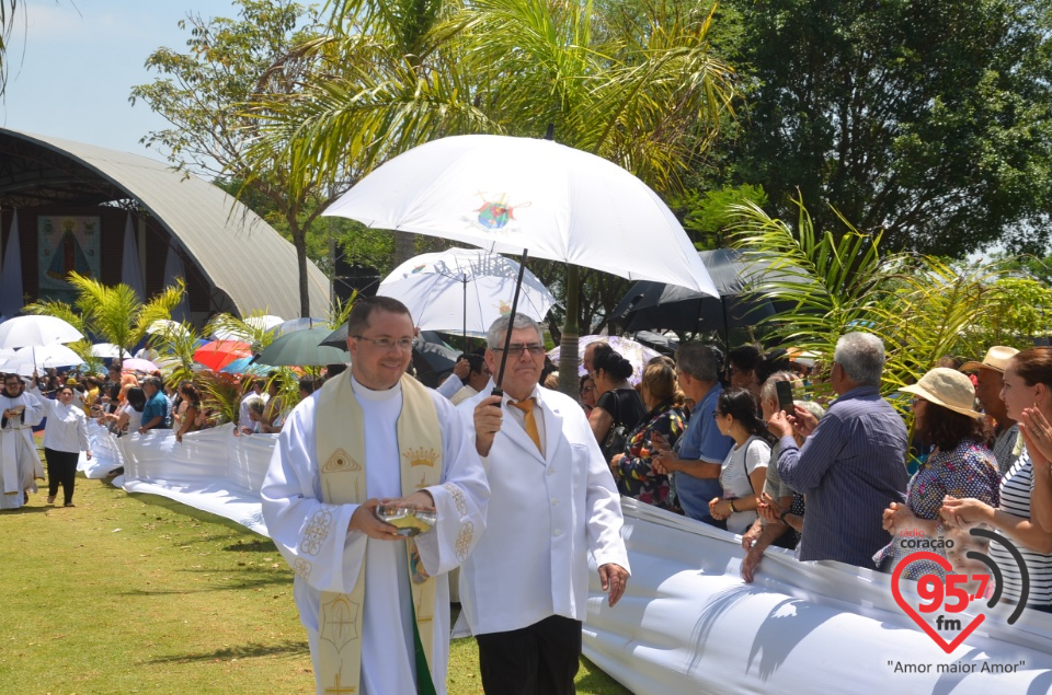Romaria de N.Sra. Aparecida leva multidão ao Santuário da Vila São Pedro