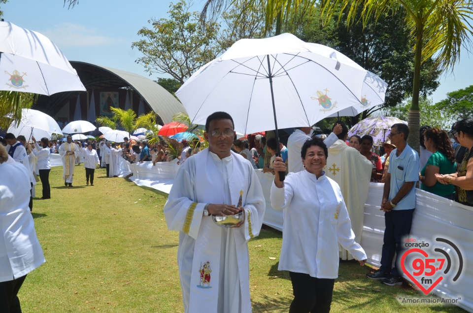Romaria de N.Sra. Aparecida leva multidão ao Santuário da Vila São Pedro