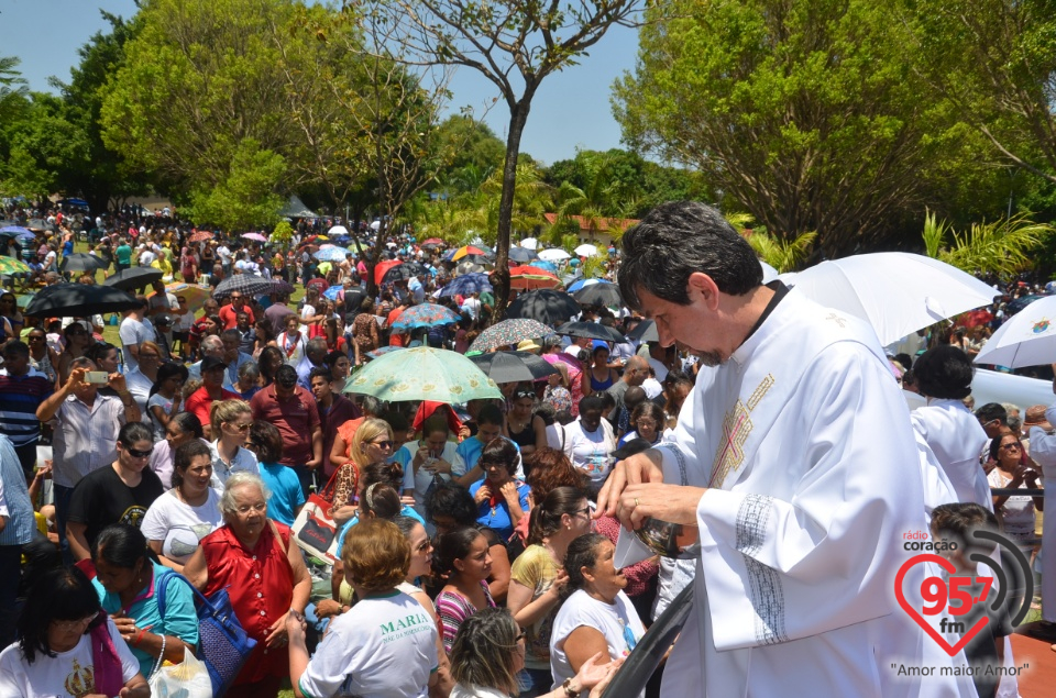 Romaria de N.Sra. Aparecida leva multidão ao Santuário da Vila São Pedro