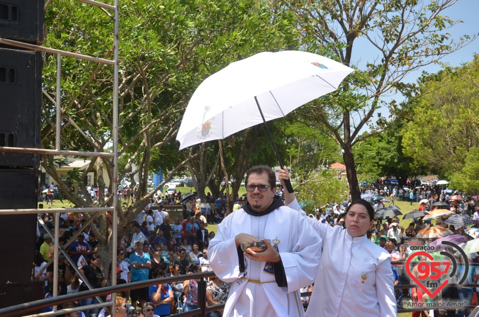 Romaria de N.Sra. Aparecida leva multidão ao Santuário da Vila São Pedro