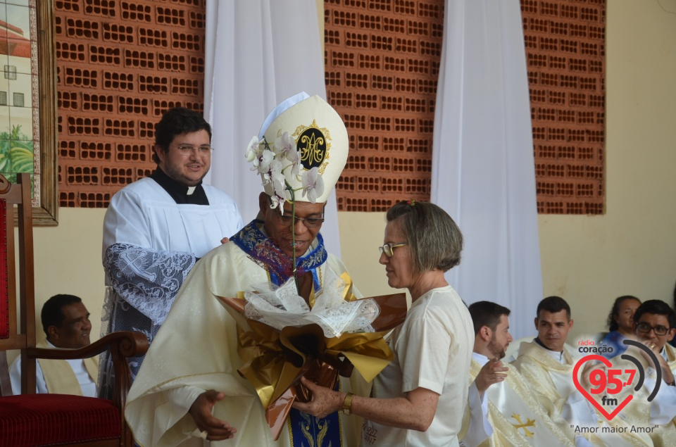 Romaria de N.Sra. Aparecida leva multidão ao Santuário da Vila São Pedro