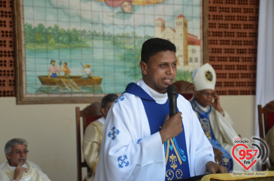 Romaria de N.Sra. Aparecida leva multidão ao Santuário da Vila São Pedro