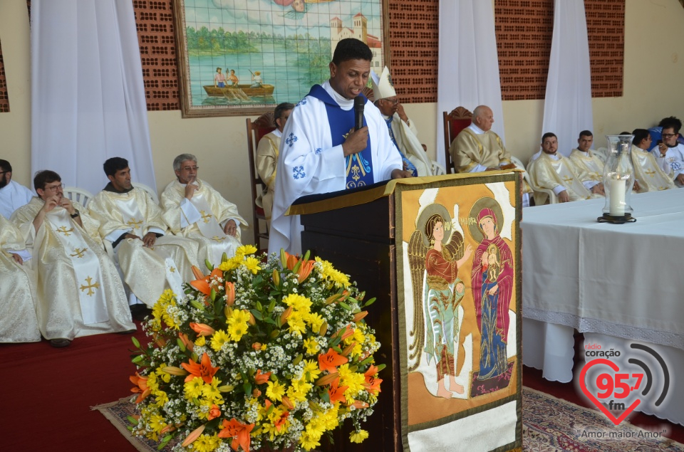 Romaria de N.Sra. Aparecida leva multidão ao Santuário da Vila São Pedro