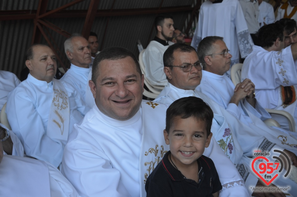 Romaria de N.Sra. Aparecida leva multidão ao Santuário da Vila São Pedro