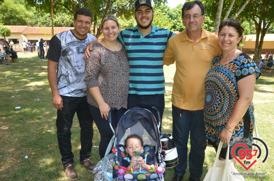 Romaria de N.Sra. Aparecida leva multidão ao Santuário da Vila São Pedro