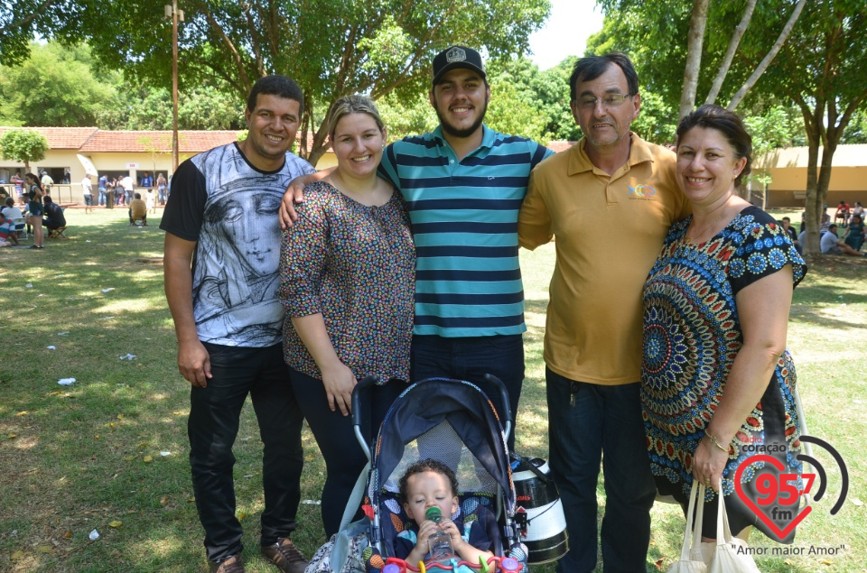 Romaria de N.Sra. Aparecida leva multidão ao Santuário da Vila São Pedro