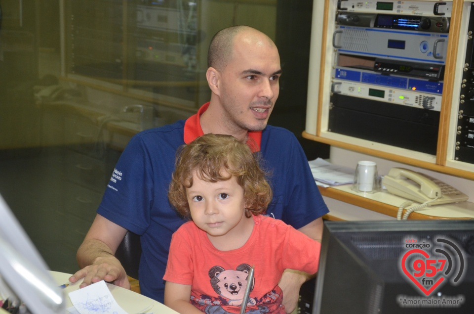 Ouça: superação e cura do câncer na vida do Enzo, de 4 anos