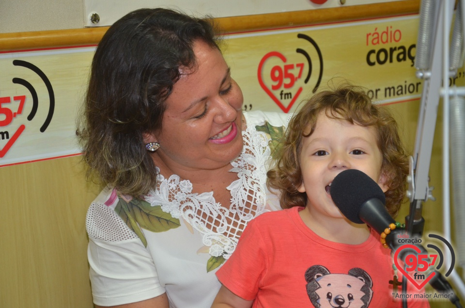 Ouça: superação e cura do câncer na vida do Enzo, de 4 anos