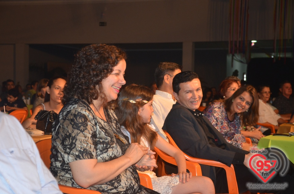 Fotos do Evangeliza Show com Adriana Arydes no Clube Indaiá