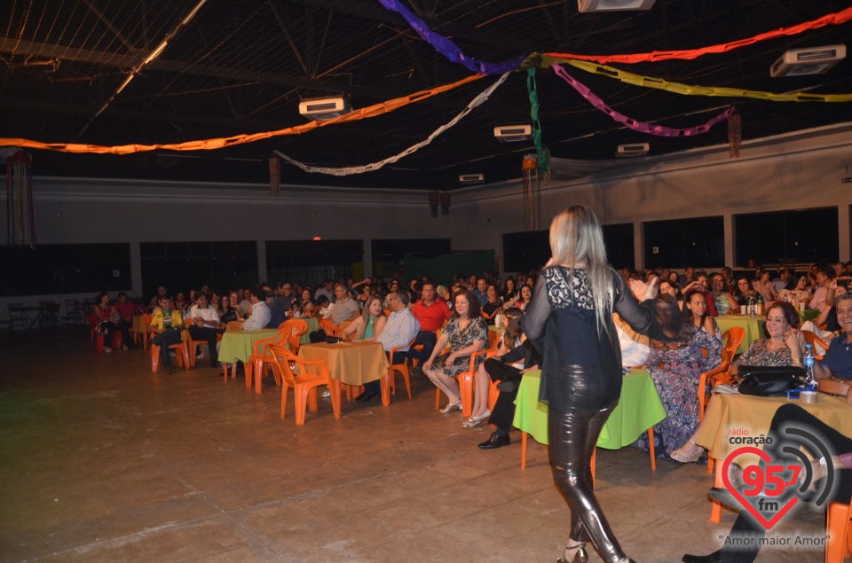 Fotos do Evangeliza Show com Adriana Arydes no Clube Indaiá