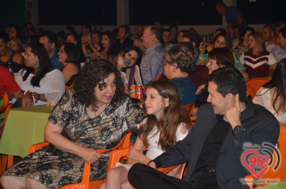 Fotos do Evangeliza Show com Adriana Arydes no Clube Indaiá