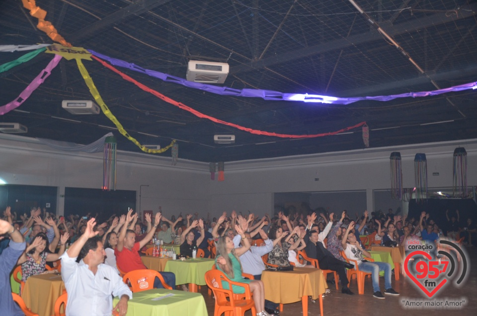 Fotos do Evangeliza Show com Adriana Arydes no Clube Indaiá