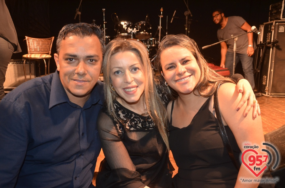 Fotos do Evangeliza Show com Adriana Arydes no Clube Indaiá