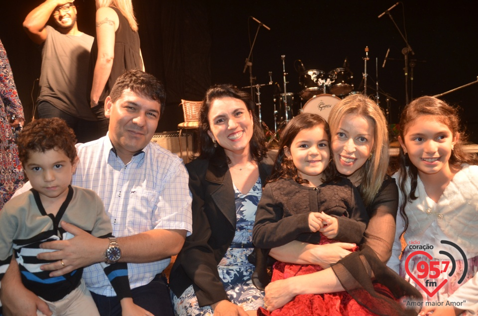 Fotos do Evangeliza Show com Adriana Arydes no Clube Indaiá