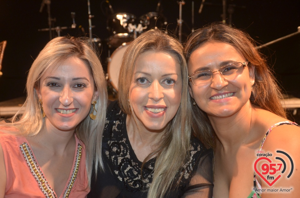 Fotos do Evangeliza Show com Adriana Arydes no Clube Indaiá
