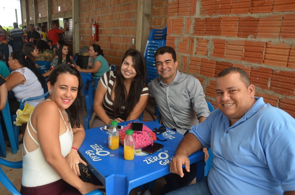 Comunidade Santa Rita de Cássia realiza almoço com Costelão