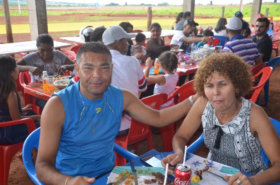 Comunidade Santa Rita de Cássia realiza almoço com Costelão