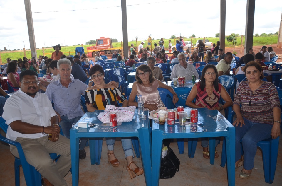 Comunidade Santa Rita de Cássia realiza almoço com Costelão